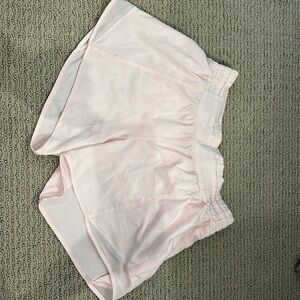 Lululemon Mid/High Rise Hotty Hot Shorts - Size 6 - Strawberry Milkshake